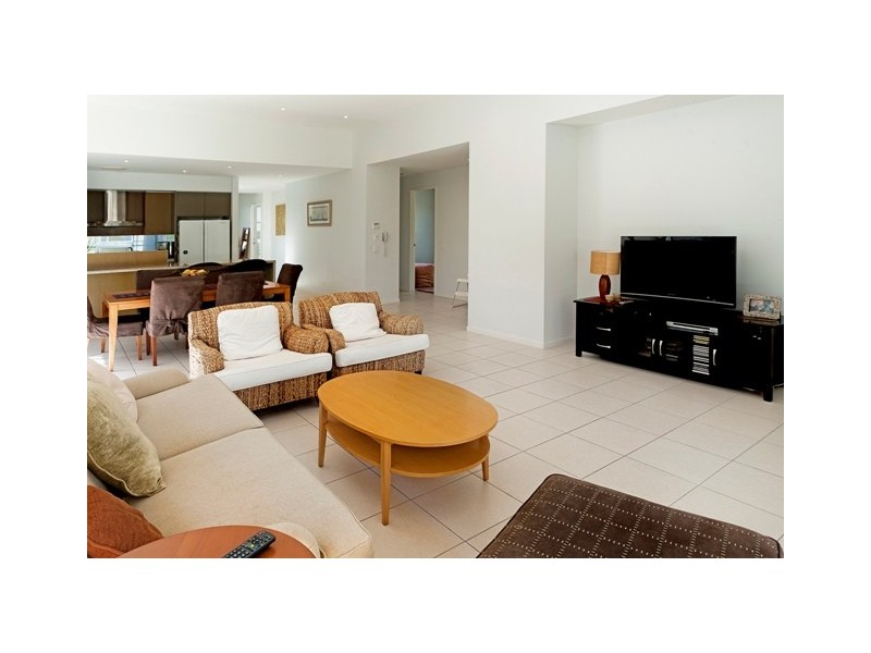 2809 Gracemere Circuit East, Hope Island QLD 4212