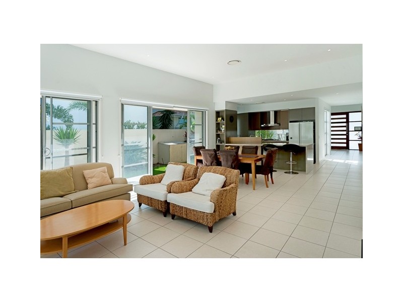 2809 Gracemere Circuit East, Hope Island QLD 4212