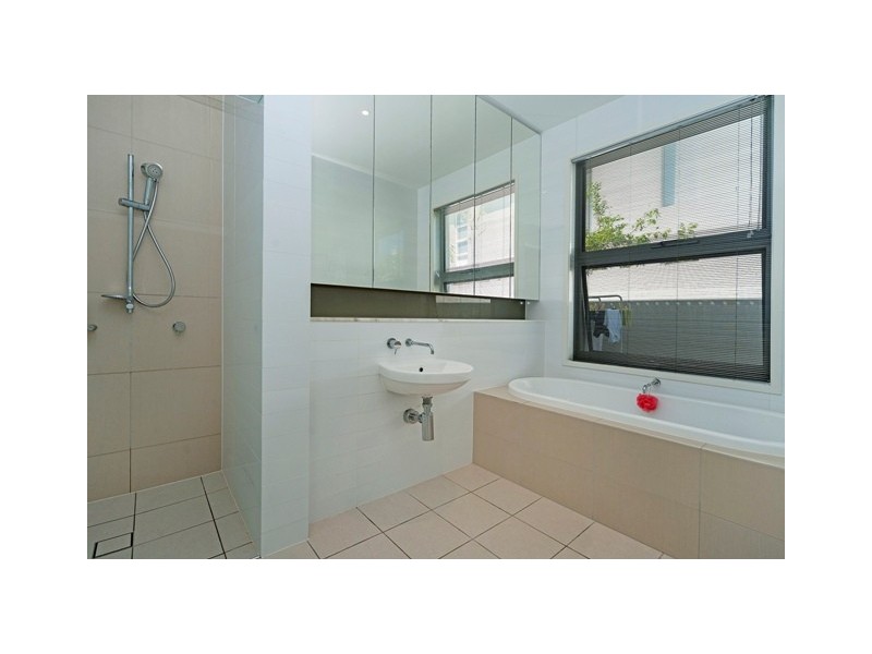 2809 Gracemere Circuit East, Hope Island QLD 4212