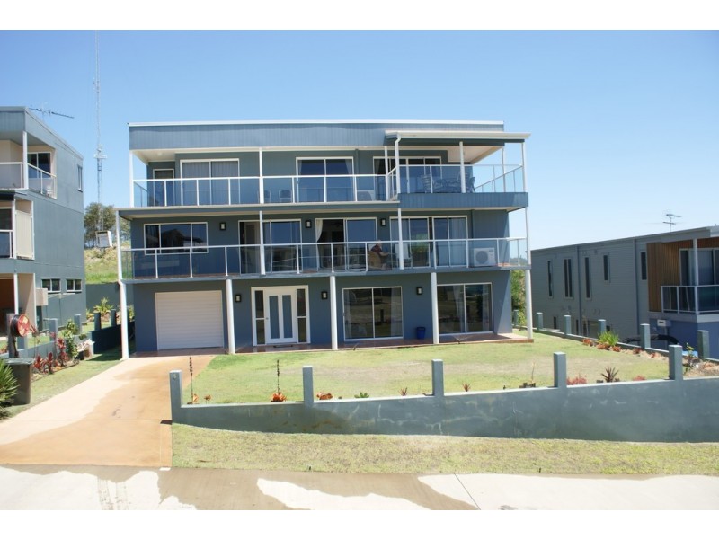4 Triton Street, Tangalooma QLD 4025
