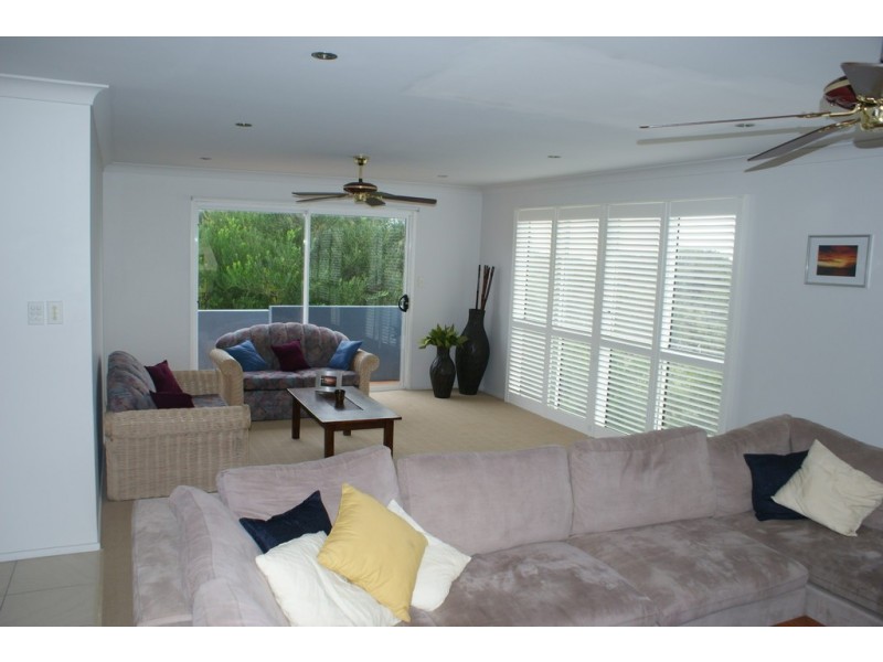 4 Triton Street, Tangalooma QLD 4025