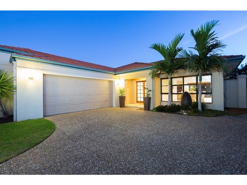 2021 Gracemere Gardens Circuit, Hope Island QLD 4212