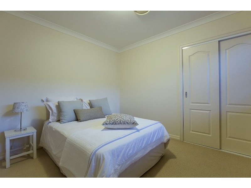 2021 Gracemere Gardens Circuit, Hope Island QLD 4212