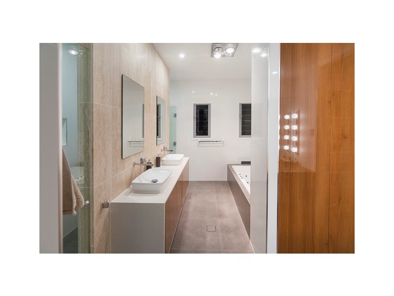 7700 Fairway Boulevard, Hope Island QLD 4212