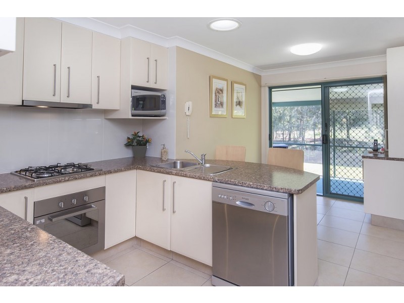 24/19 Santa Barbara Road, Hope Island QLD 4212