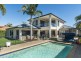 2142 Beaufort Way, Hope Island QLD 4212
