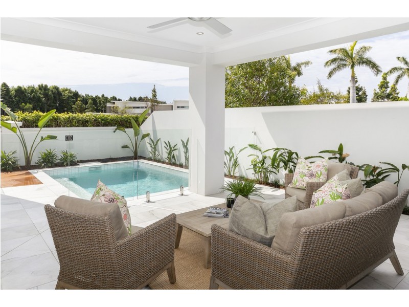 7814 Pavilions Close, Hope Island QLD 4212