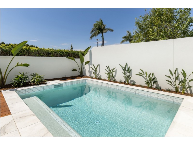 7814 Pavilions Close, Hope Island QLD 4212