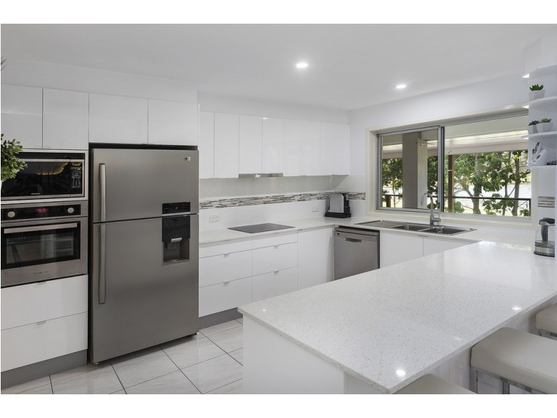 59/19 Santa Barbara Road, Hope Island QLD 4212