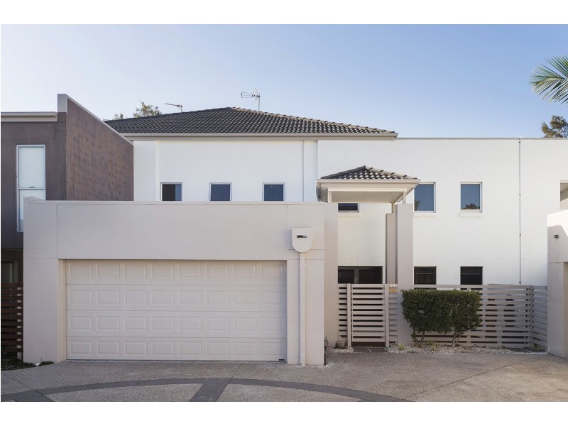 59/19 Santa Barbara Road, Hope Island QLD 4212