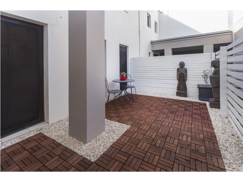 59/19 Santa Barbara Road, Hope Island QLD 4212