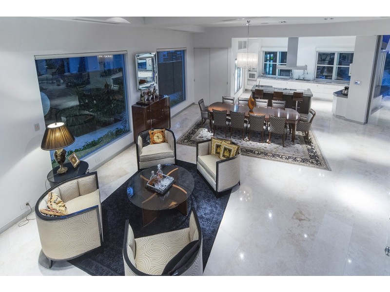 2160 Beaufort Way, Hope Island QLD 4212