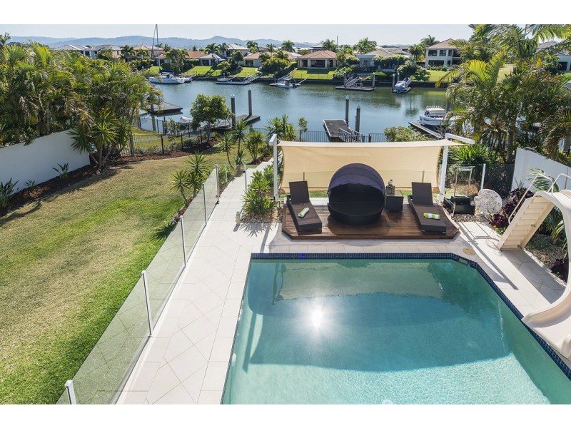 2130 Carlton Drive, Hope Island QLD 4212