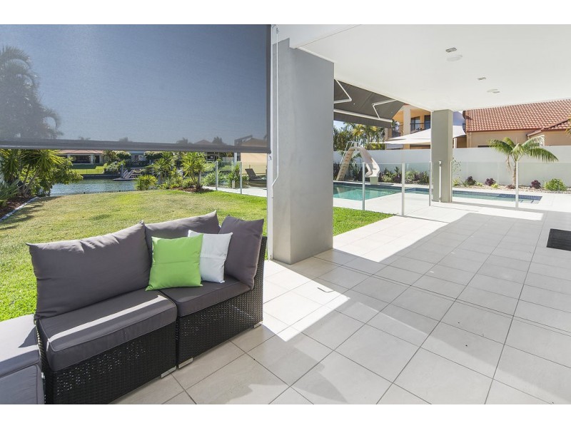 2130 Carlton Drive, Hope Island QLD 4212