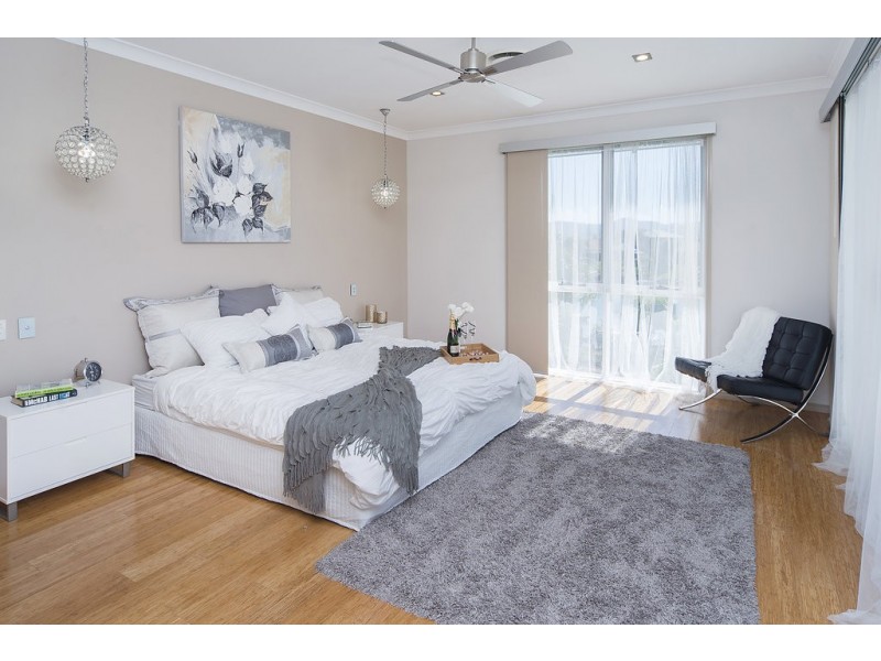 2130 Carlton Drive, Hope Island QLD 4212