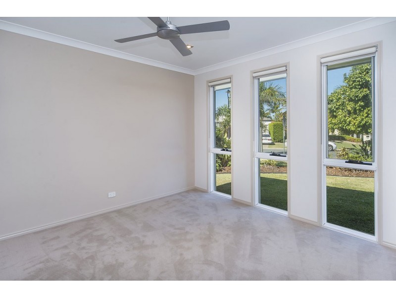 2130 Carlton Drive, Hope Island QLD 4212