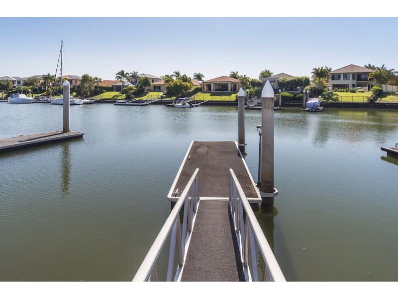 2130 Carlton Drive, Hope Island QLD 4212