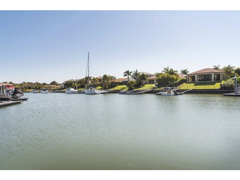 2130 Carlton Drive, Hope Island QLD 4212