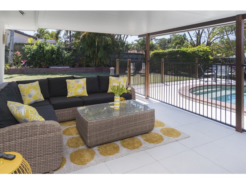 3 Boonah Court, Helensvale QLD 4212