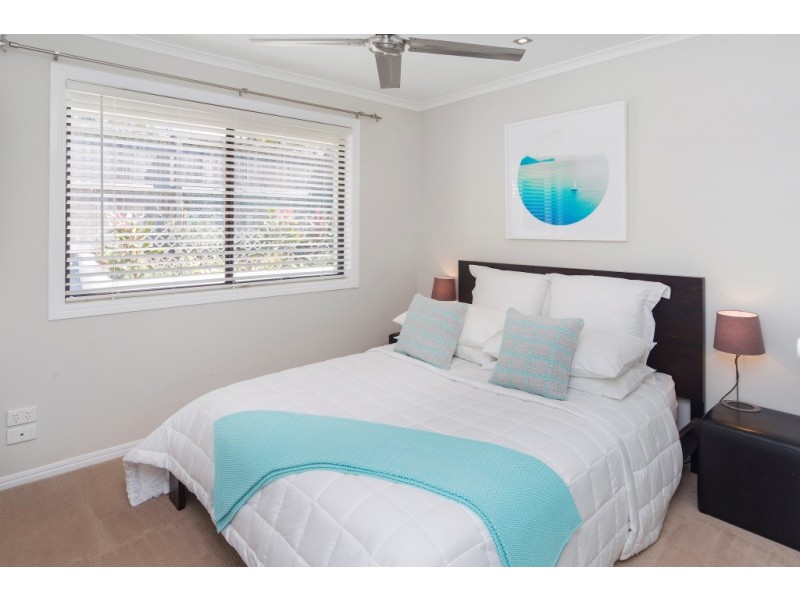 3 Boonah Court, Helensvale QLD 4212