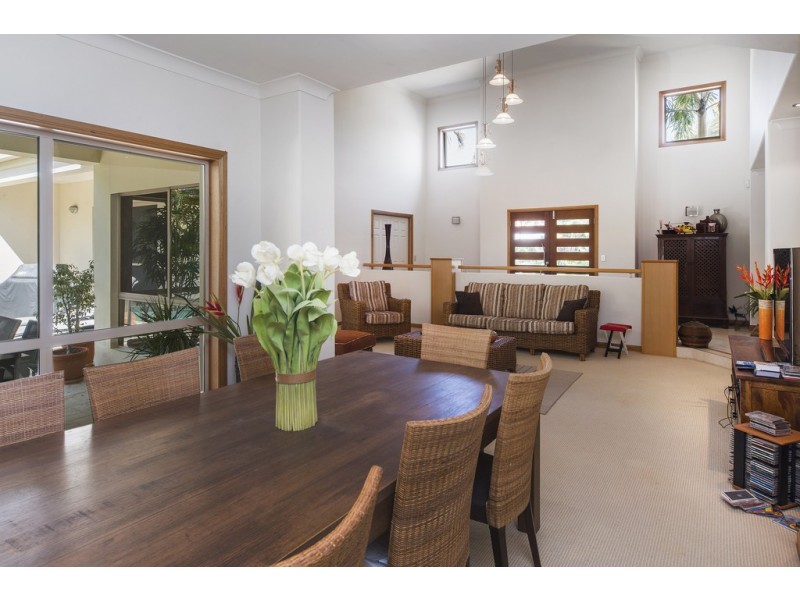 1633 Argyle Court, Hope Island QLD 4212