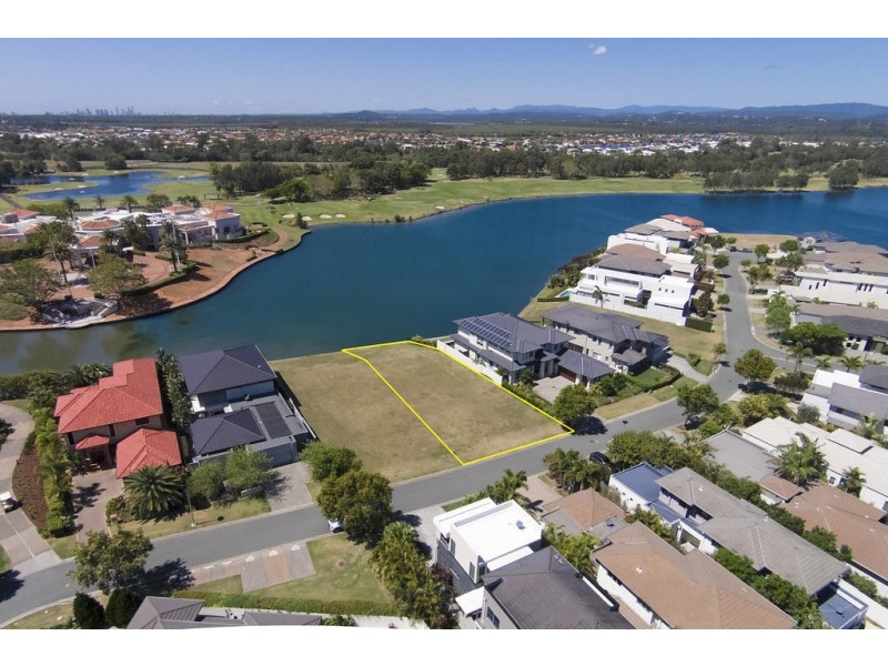 6182 Bolsena Circuit, Hope Island QLD 4212