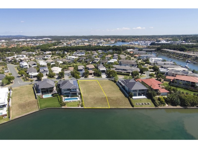 6182 Bolsena Circuit, Hope Island QLD 4212