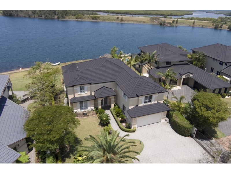 2a Kim Court, Helensvale QLD 4212