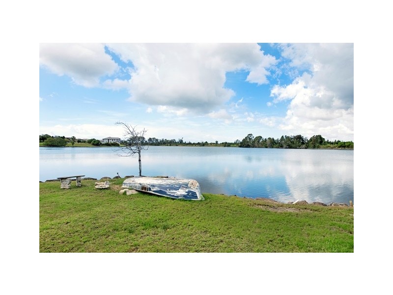 2a Kim Court, Helensvale QLD 4212