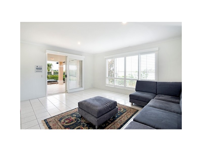 2a Kim Court, Helensvale QLD 4212