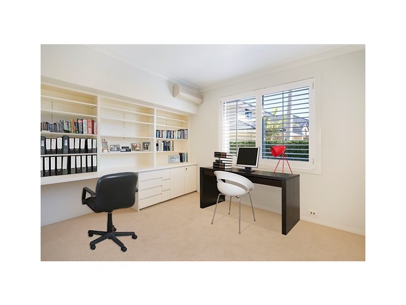 2a Kim Court, Helensvale QLD 4212