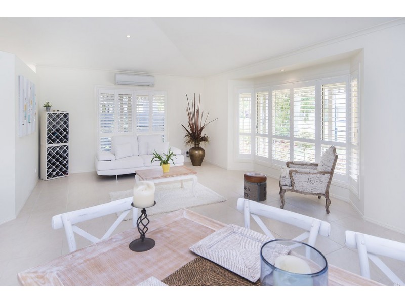 116 Monterey Keys Drive, Helensvale QLD 4212