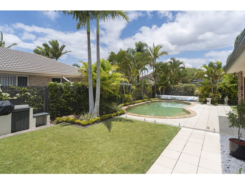116 Monterey Keys Drive, Helensvale QLD 4212