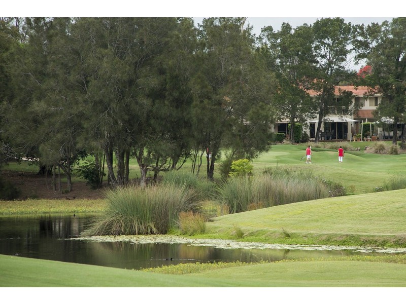 8385 Magnolia Drive East, Hope Island QLD 4212