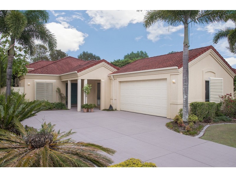 8385 Magnolia Drive East, Hope Island QLD 4212