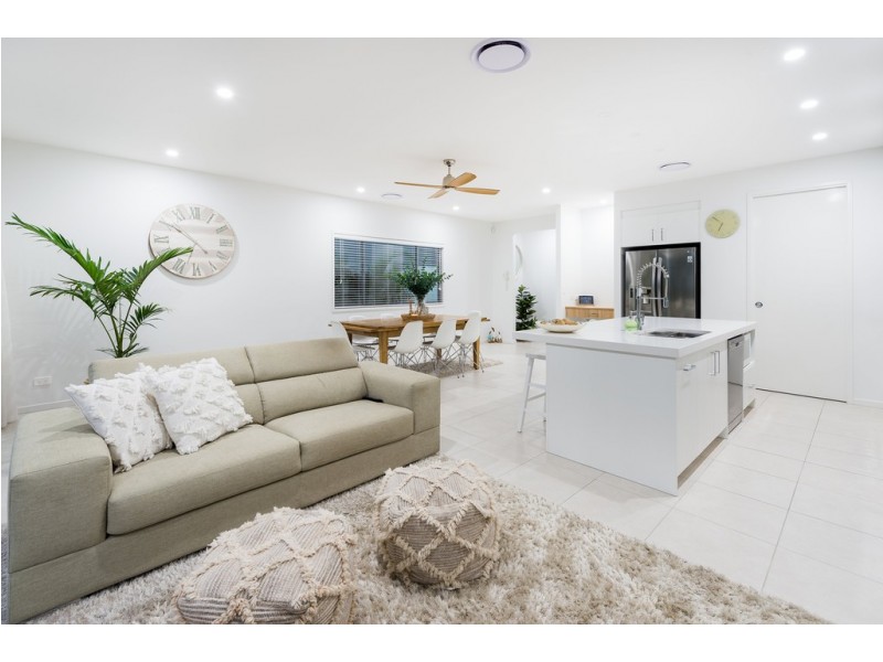 7812 Pavilions Close, Hope Island QLD 4212