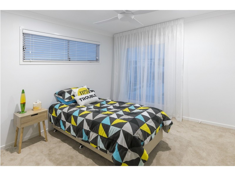 7812 Pavilions Close, Hope Island QLD 4212