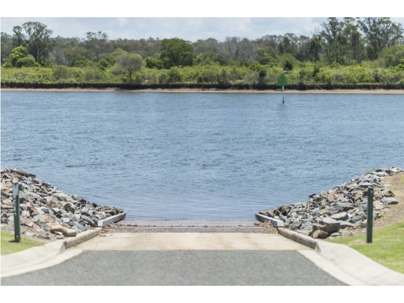 7812 Pavilions Close, Hope Island QLD 4212