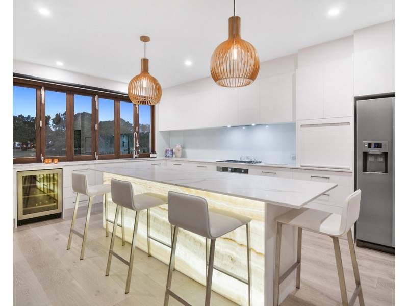 7644 Fairway Boulevard, Hope Island QLD 4212