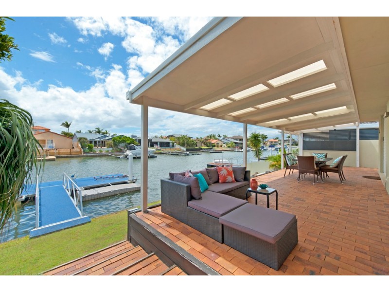 444 Oxley Drive, Runaway Bay QLD 4216