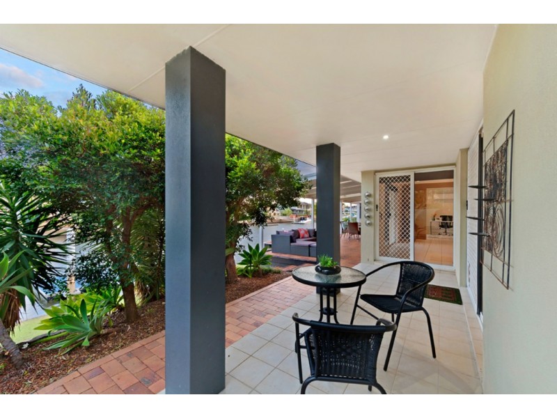 444 Oxley Drive, Runaway Bay QLD 4216
