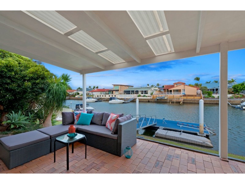 444 Oxley Drive, Runaway Bay QLD 4216