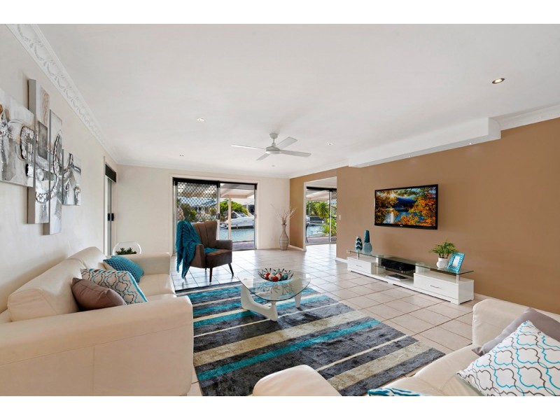 444 Oxley Drive, Runaway Bay QLD 4216