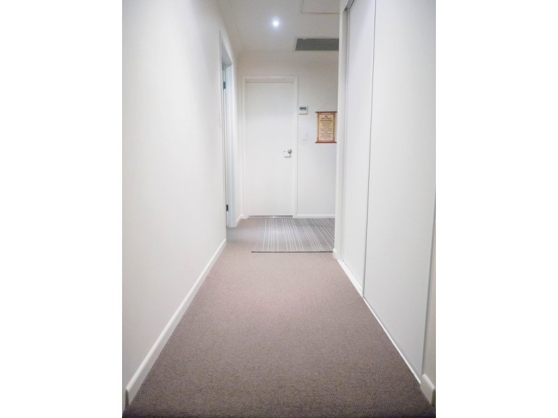 21/2 Jefferson Court, Upper Coomera QLD 4209