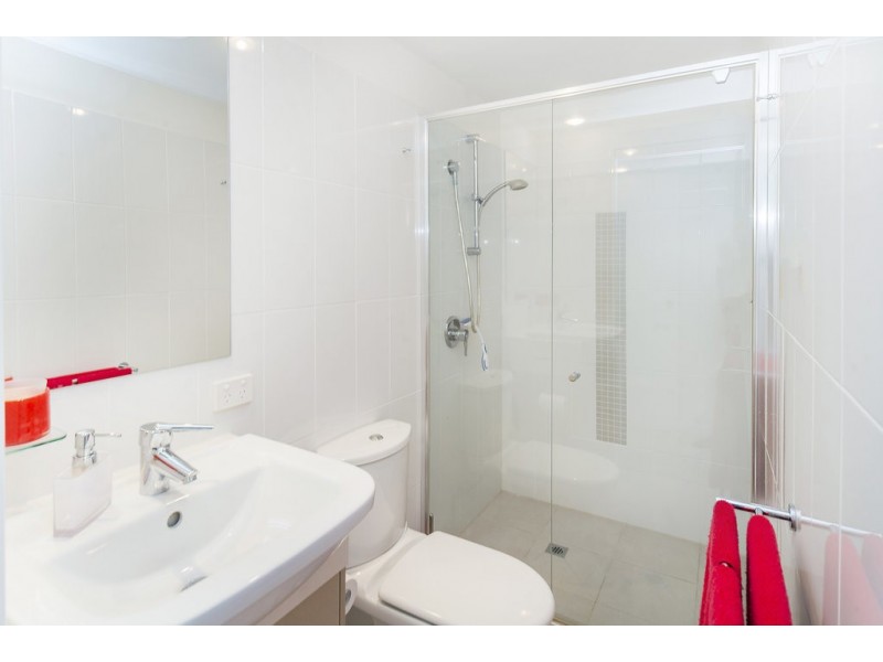 2315/2 Activa Way, Hope Island QLD 4212