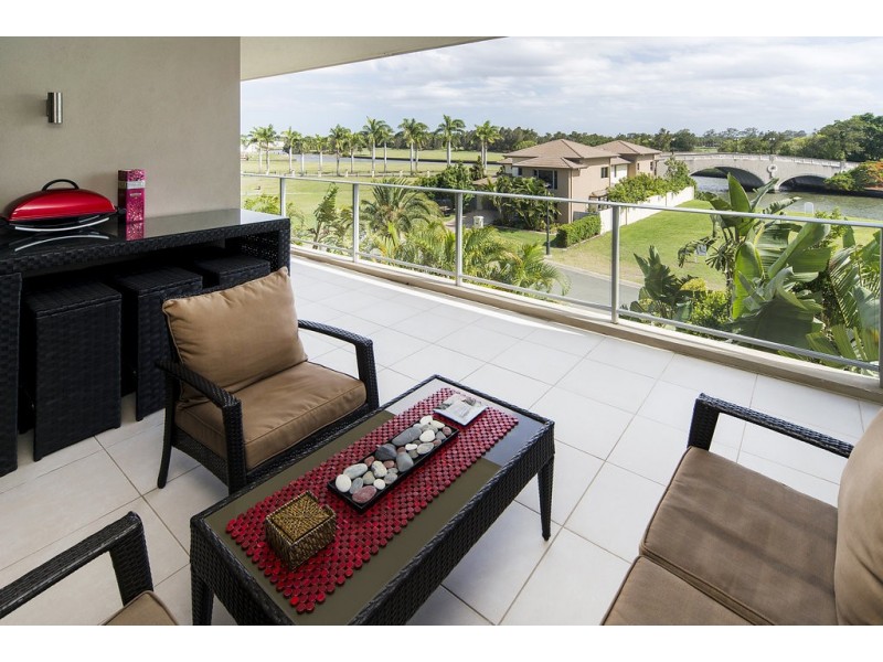 2315/2 Activa Way, Hope Island QLD 4212