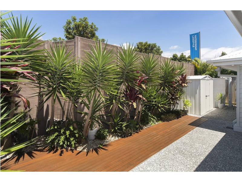 46 Azure Way, Hope Island QLD 4212