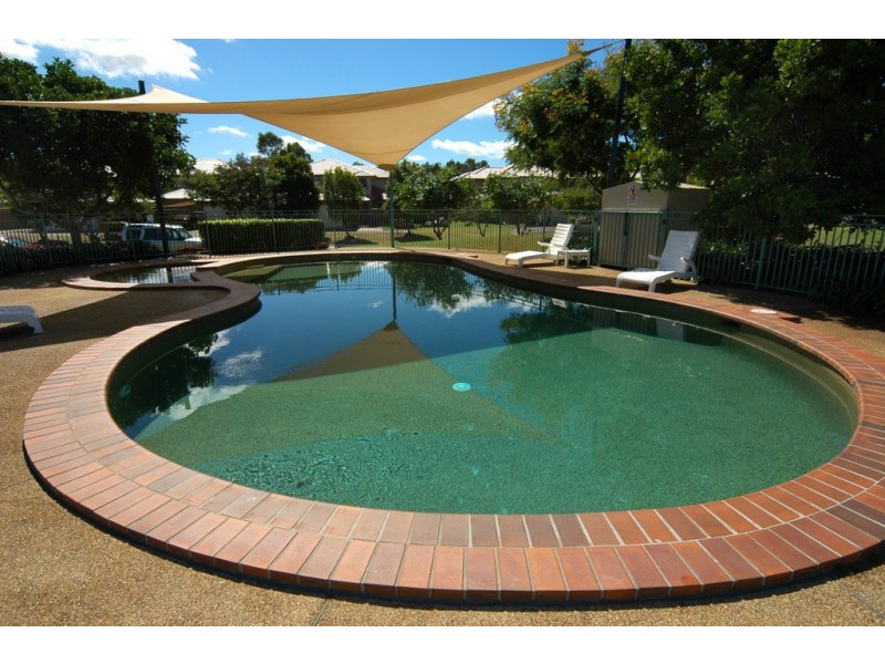 8124 Magnolia Gardens Court, Hope Island QLD 4212