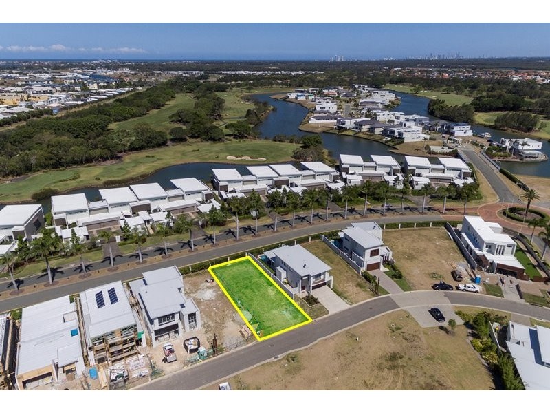 7807 Pavilions Close, Hope Island QLD 4212