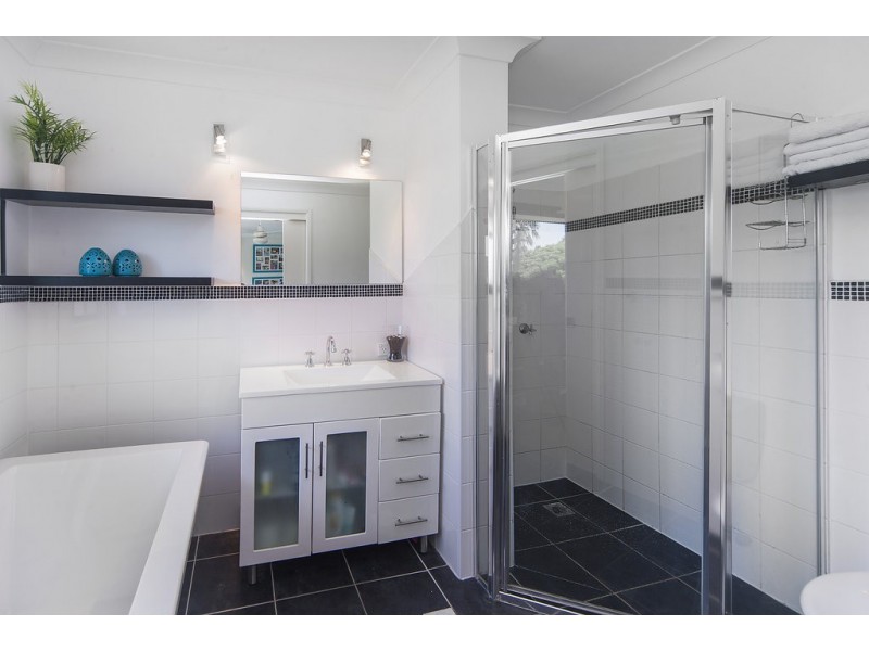 126/19 Santa Barbara Road, Hope Island QLD 4212